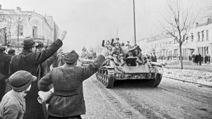 17 января - Памятная дата военной истории России. В этот день в 1945 году советские войска освободили Варшаву от немецко-фашистских войск.f488c1b2fcf2