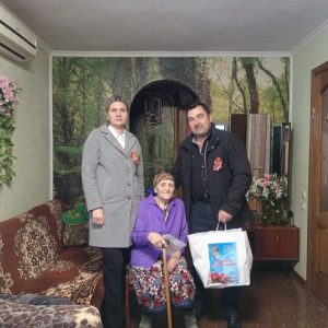 lOVGHiyv